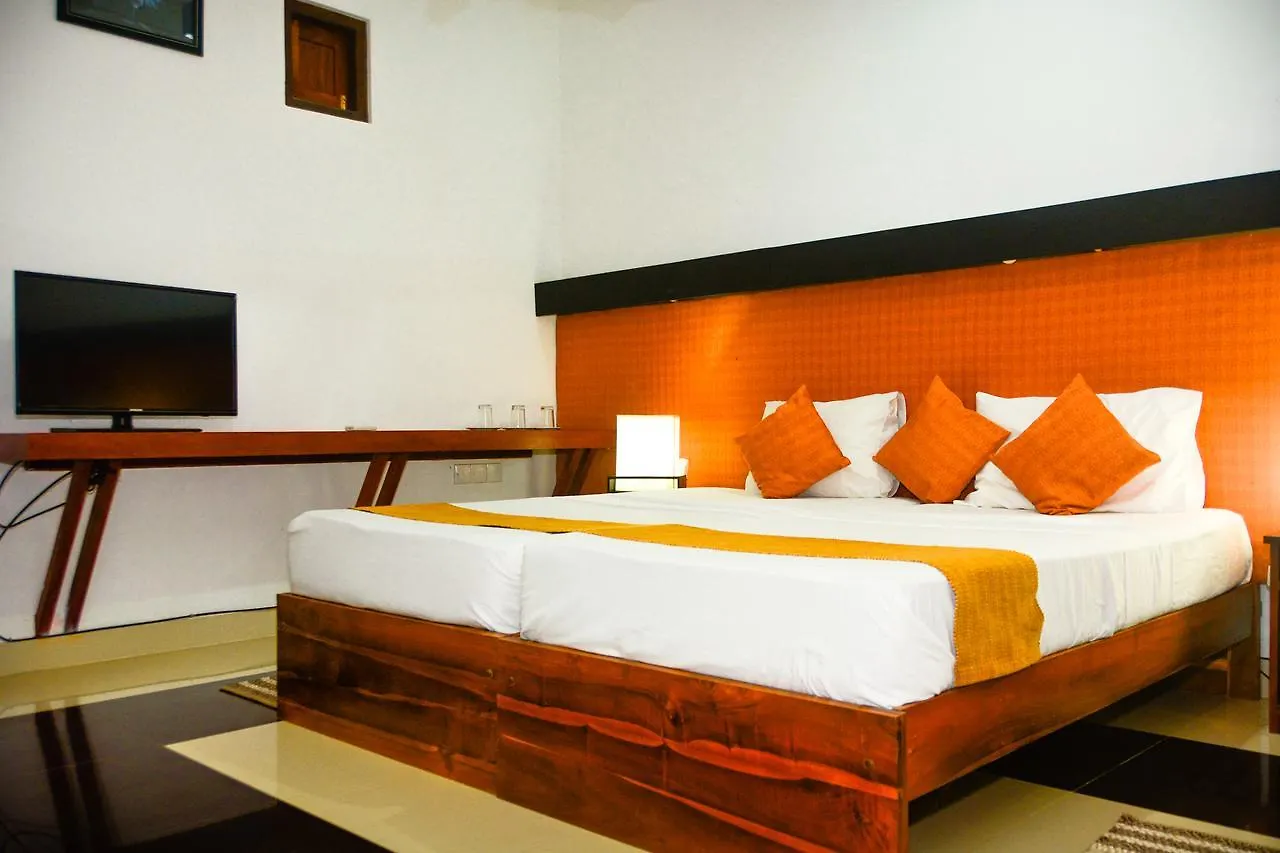 Rainbow Beach Hotel ネゴンボ
